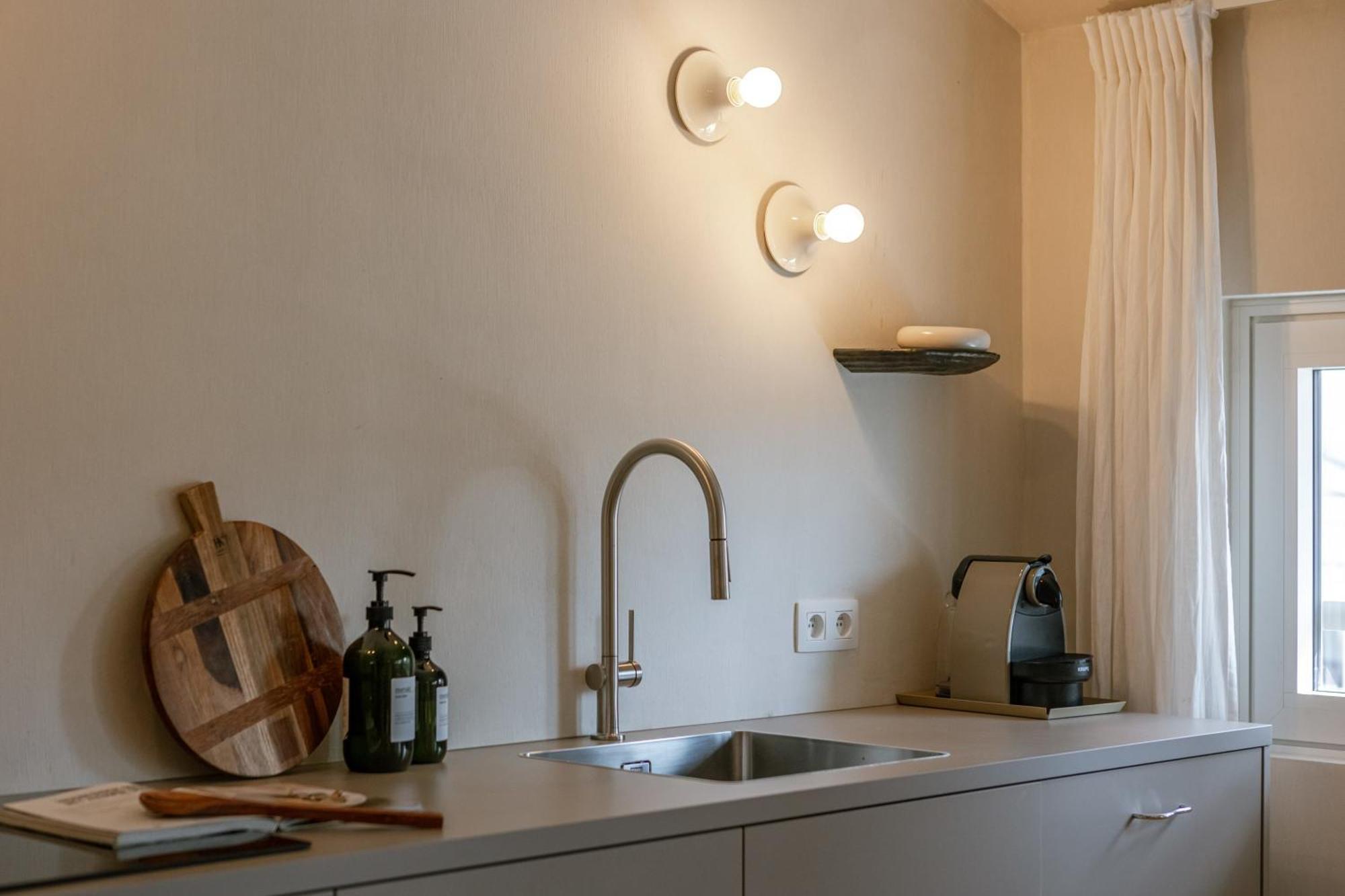Huswell - Urban Getaway For Two In The Heart Of Antwerp Apartment Exterior foto
